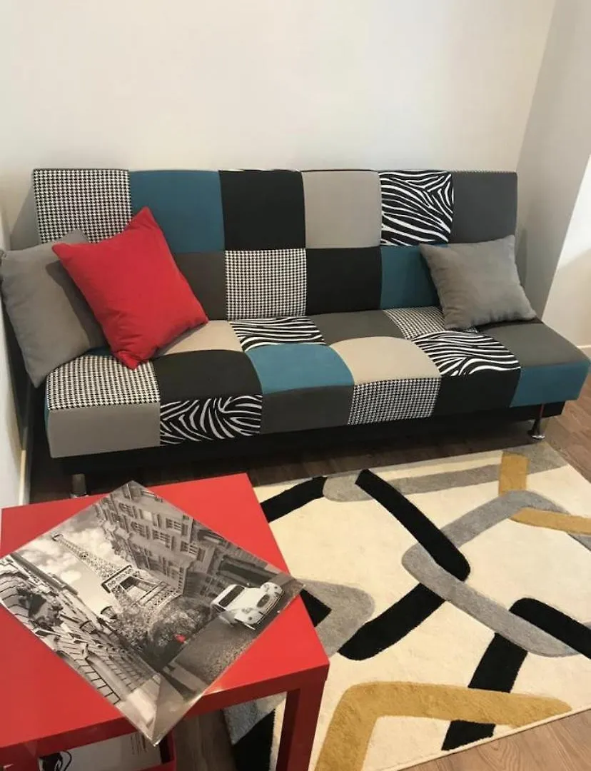 Prelep Stan U Srcu Pariza Kod Trga Republike! Apartment 0*, Paris France